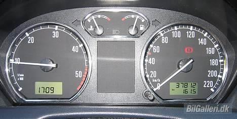 Skoda Fabia Combi 1,9 TDi PD - instrumentering med stålringe fra Milotec billede 10