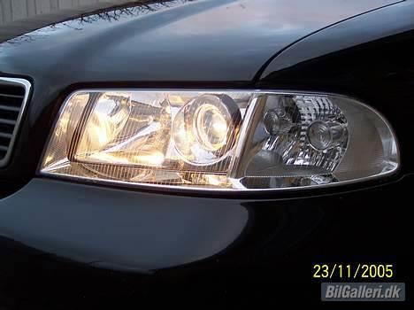 Audi A4 *Solgt* - facelift lygter :-) billede 2