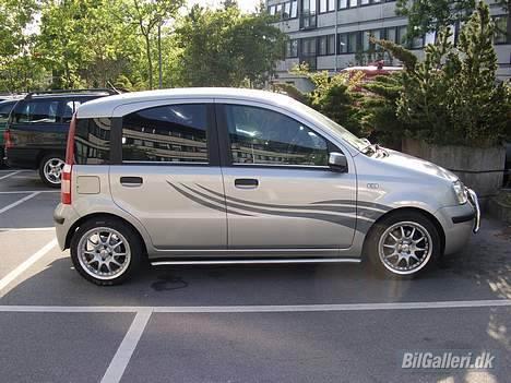 Fiat Panda *SOLGT* - Sådan ser min bil ud en halv månedstid endnu(dog uden styling)! Der vil jeg hente min nye Swift og så bliver pandaen solgt! billede 1