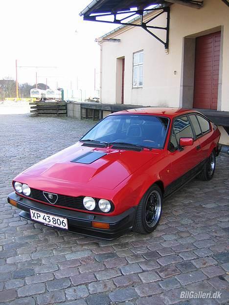 Alfa Romeo GTV6  billede 3