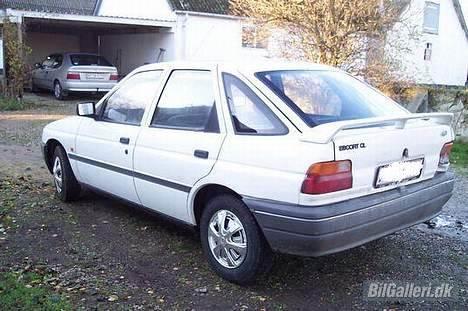 Ford escort cl billede 2