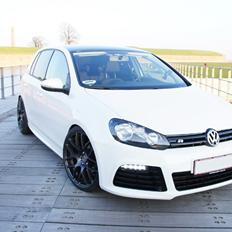 VW Golf 6 R-LINE