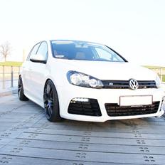 VW Golf 6 R-LINE