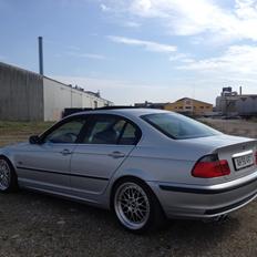 BMW e46 320i