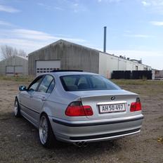 BMW e46 320i