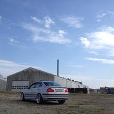 BMW e46 320i