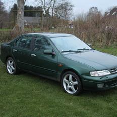 Nissan Primera SLX 2,0 (Solgt ) 