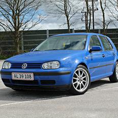VW Golf 4