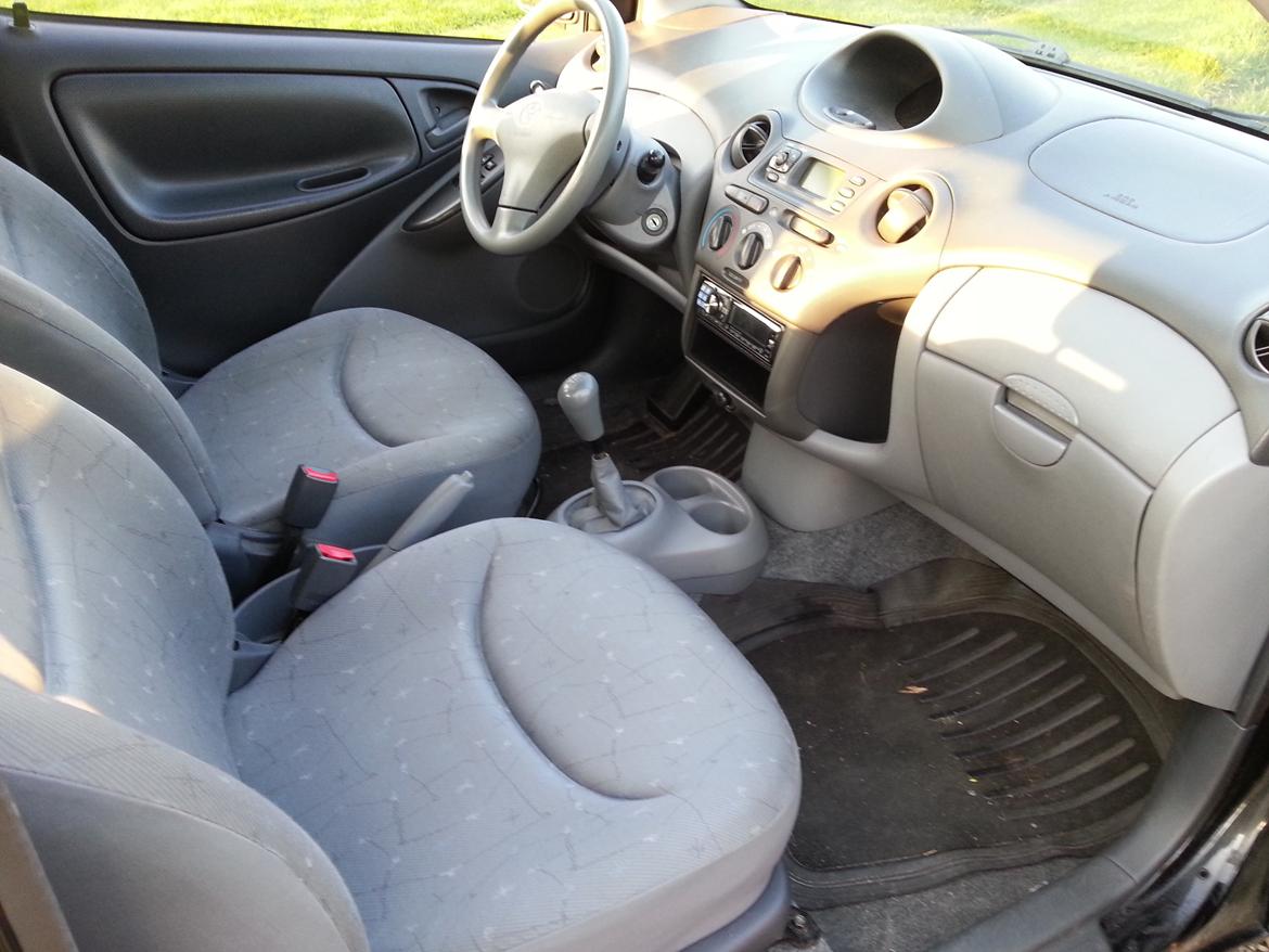 Toyota Yaris 1.0 VVT-i billede 15