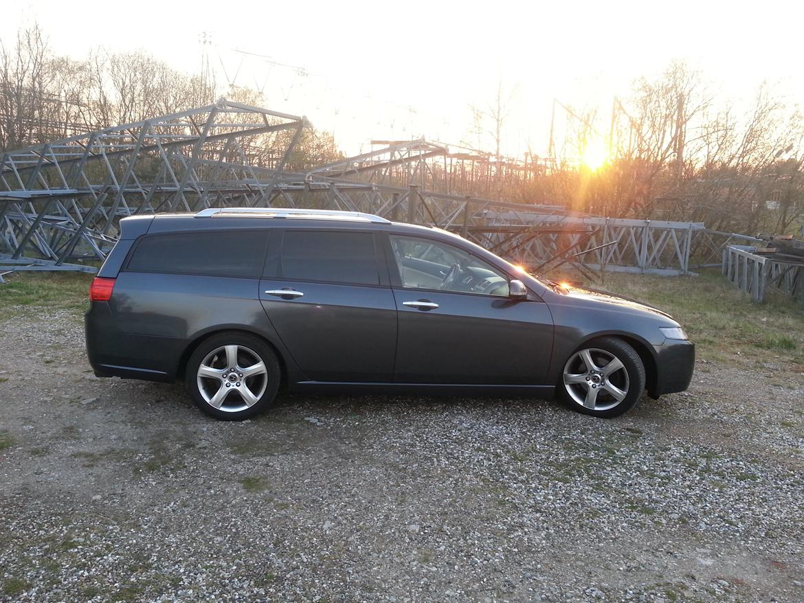 Honda Accord 2,4i Executive billede 1