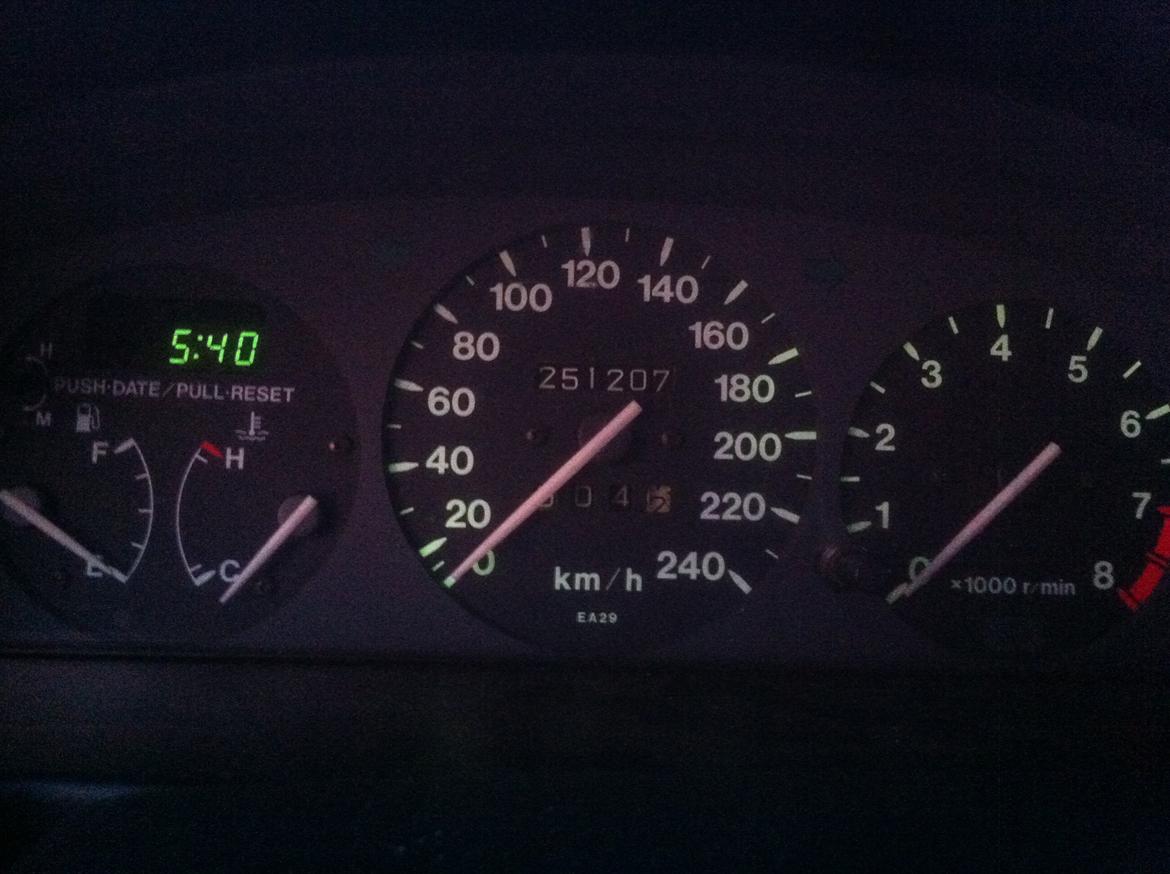 Mazda mx3 v6 - kører godt selvom den har nogle kilometer på tælleren. billede 7