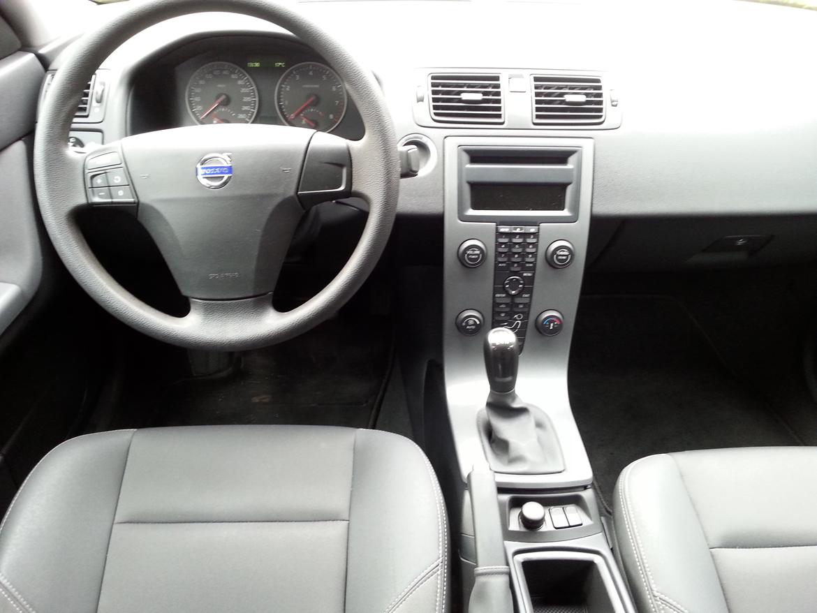 Volvo S40 1,8 Mk II 4d - 125 HK **SOLGT** billede 4