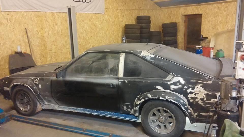 Toyota celica supra mk 2 - svejse rust spartle og montere skørter og pusse ned puha lang weekend  billede 3