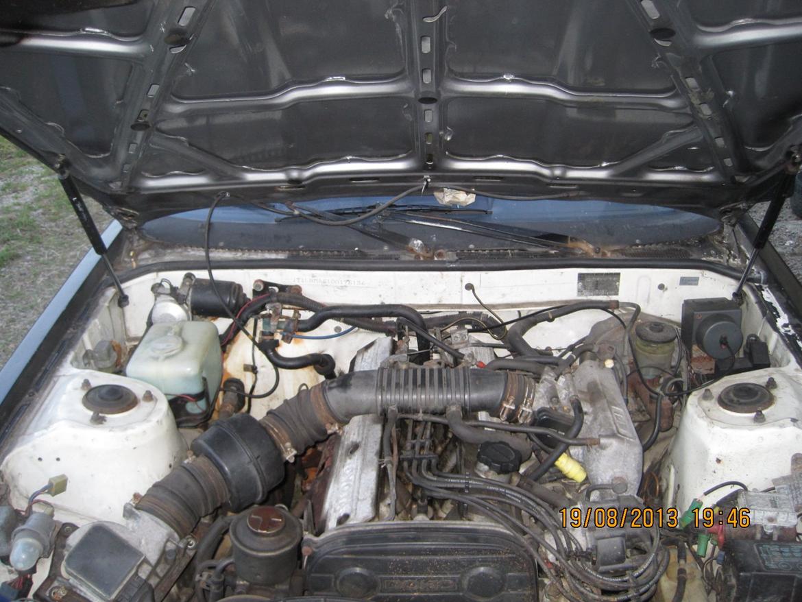 Toyota celica supra mk 2 - motorrum da den lige var hentet  billede 12