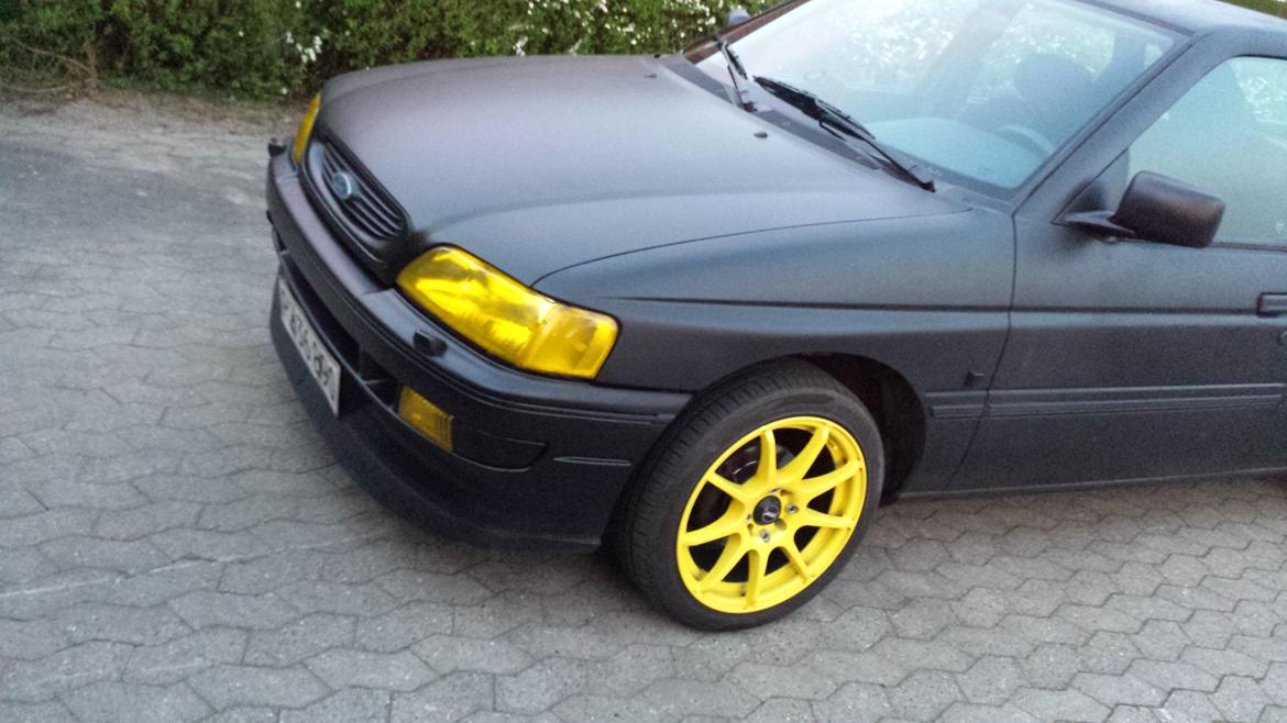 Ford Escort 1,8 sport billede 2