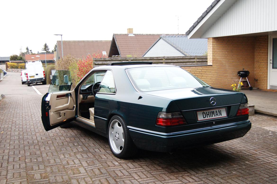 Mercedes Benz E320 CE billede 1