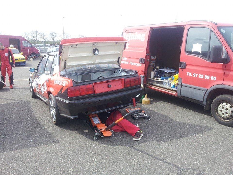 BMW 318is Youngtimer Touringcar Racer billede 9