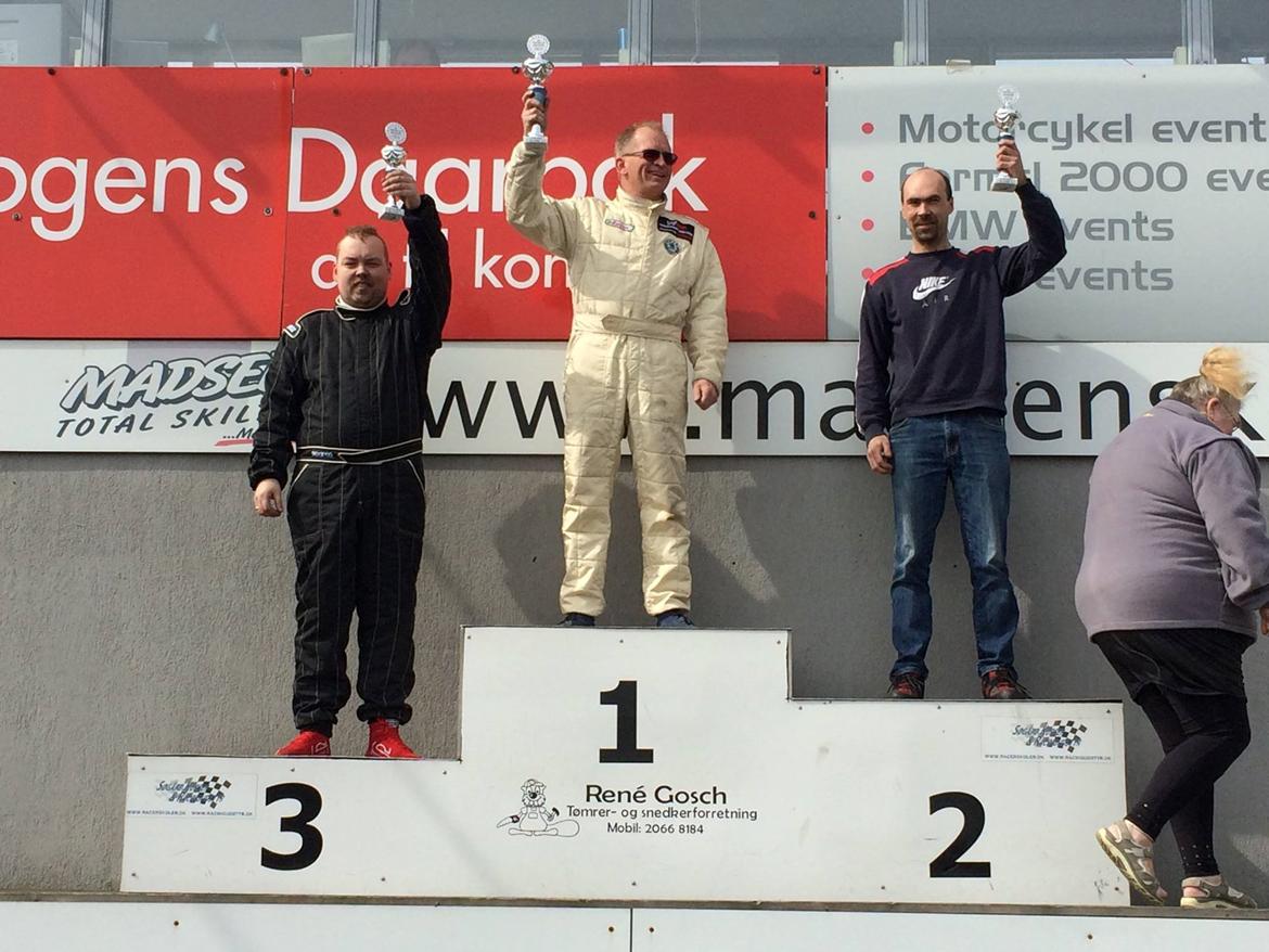 BMW 318is Youngtimer Touringcar Racer billede 3