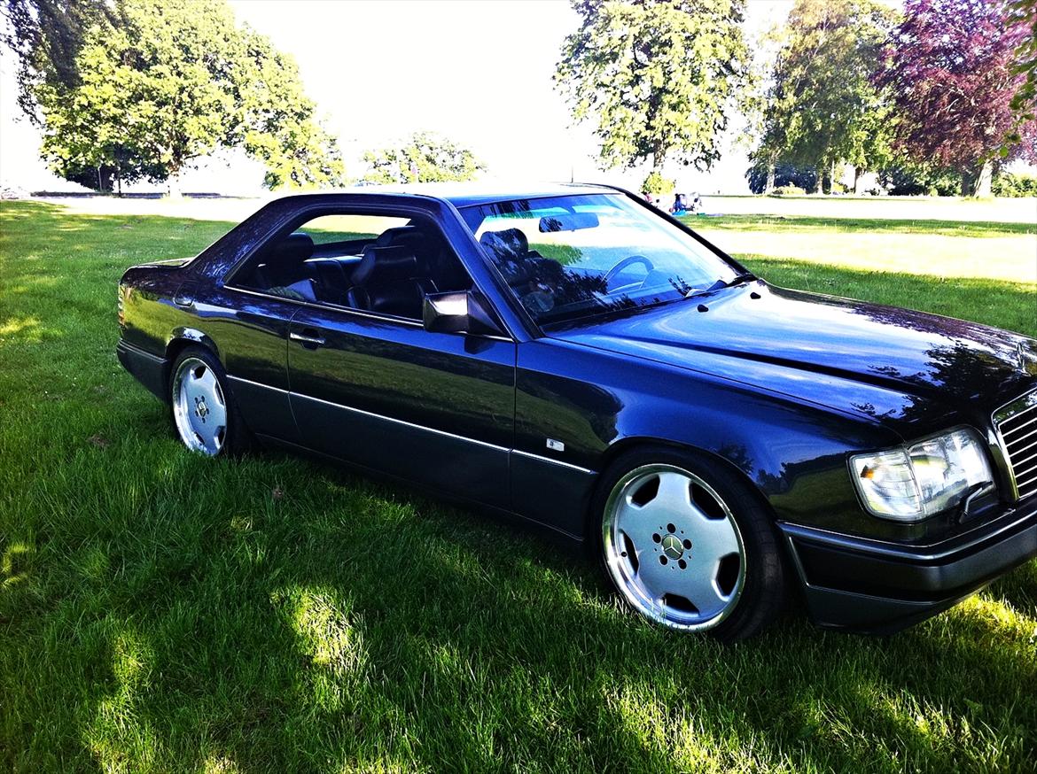 Mercedes Benz 300-24V ce - Næsten cabriolet følelse om sommeren billede 12