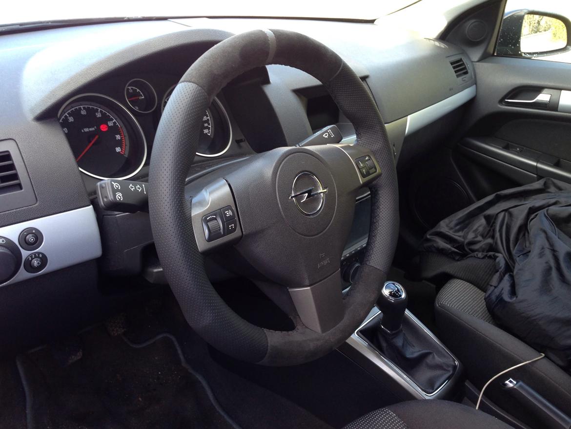 Opel Astra H GTC billede 25