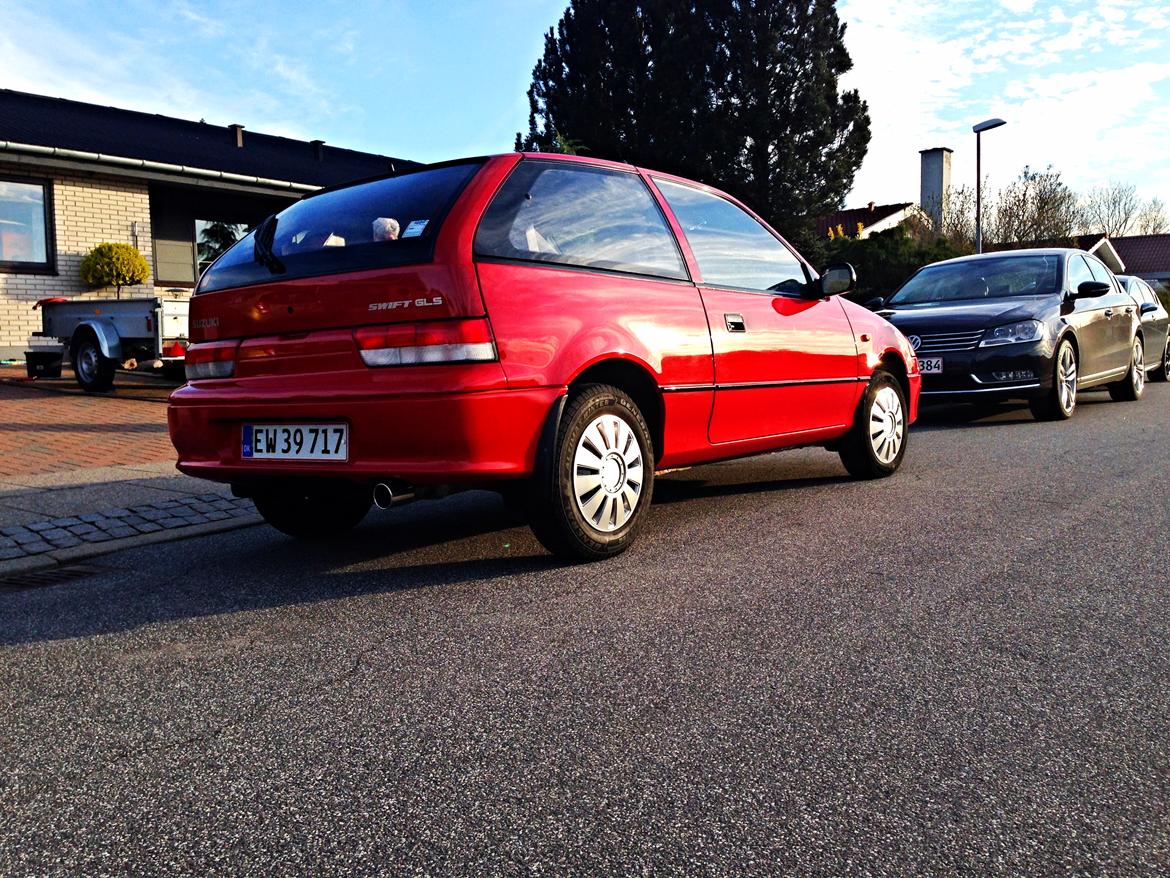 Suzuki Swift GLS billede 5