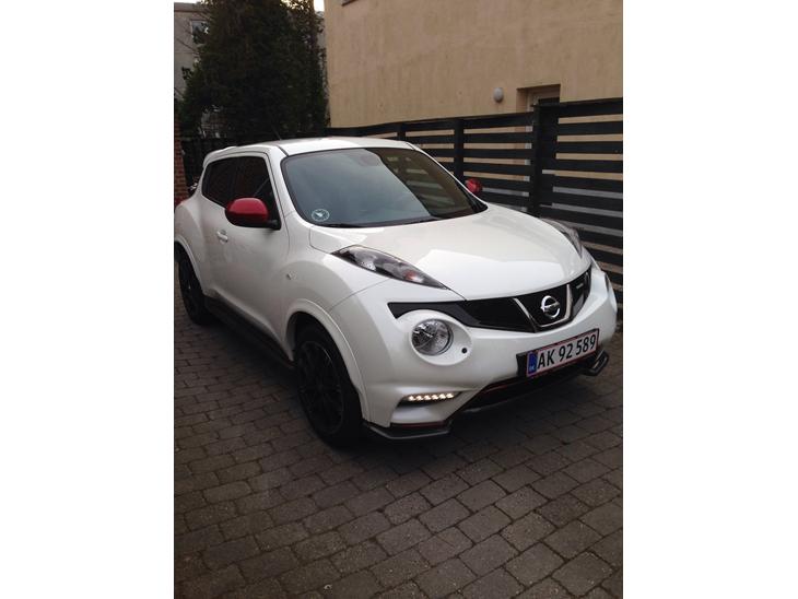 {{currentPhoto.altText}} billede {{currentPhoto.number}}