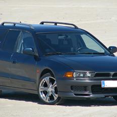 Mitsubishi galant wagon