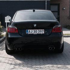 BMW 525i