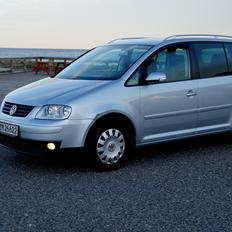 VW Touran 2.0 TDI DSG Highline
