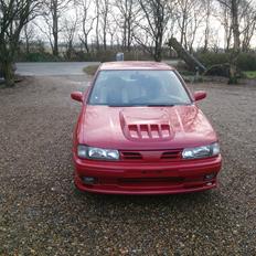 Nissan Primera P10 2.0i 125 HK