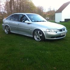 Opel Vectra B 1.8 16v