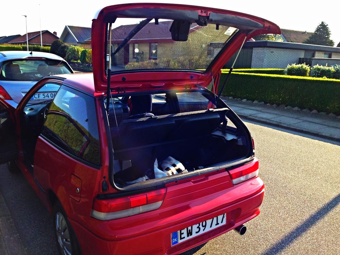 Suzuki Swift GLS billede 12