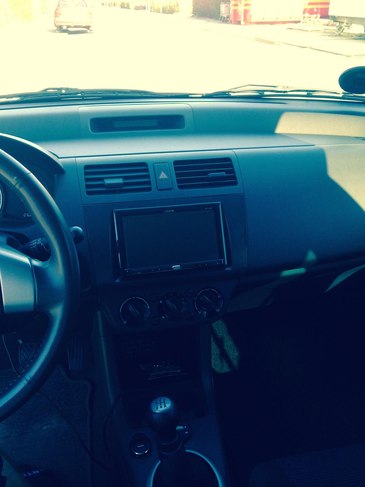 Suzuki swift billede 7