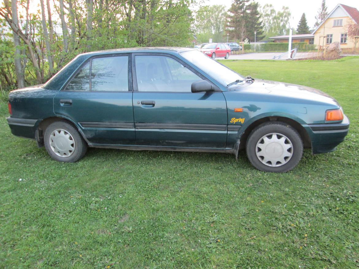 Mazda 323 Spring DØD billede 3
