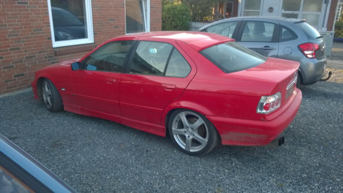 BMW E36 316i billede 2