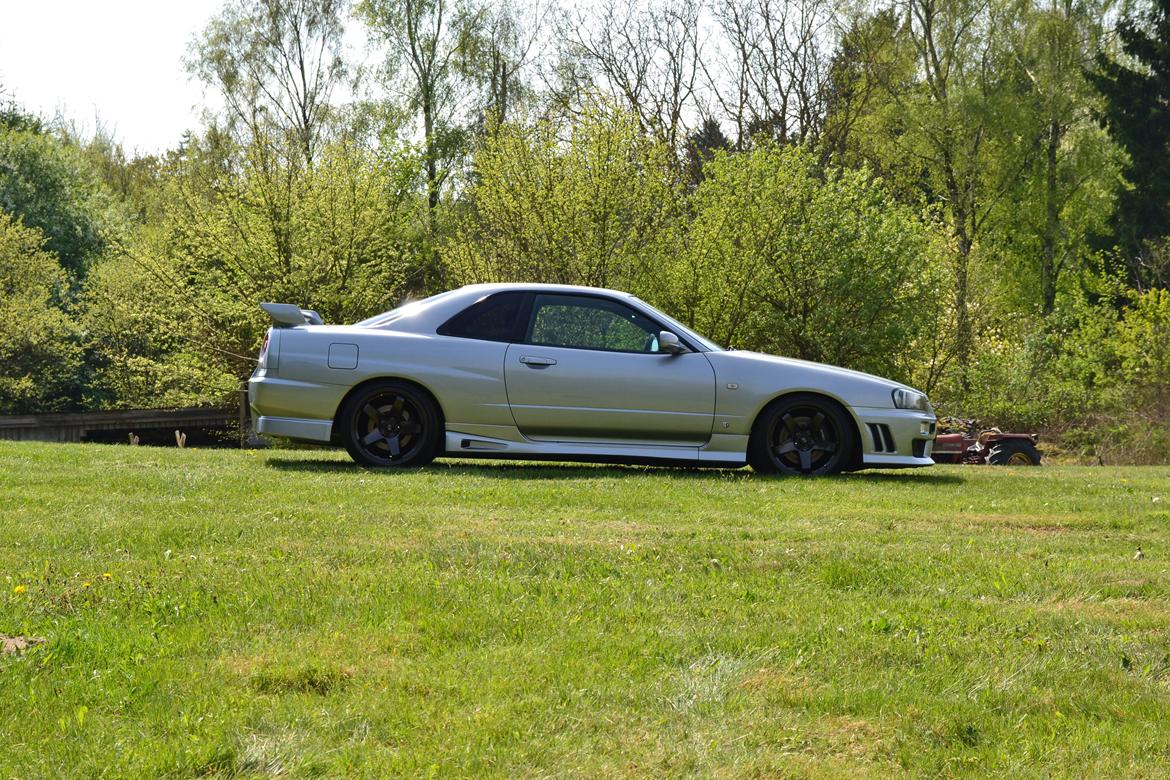 Nissan Skyline R34 billede 14