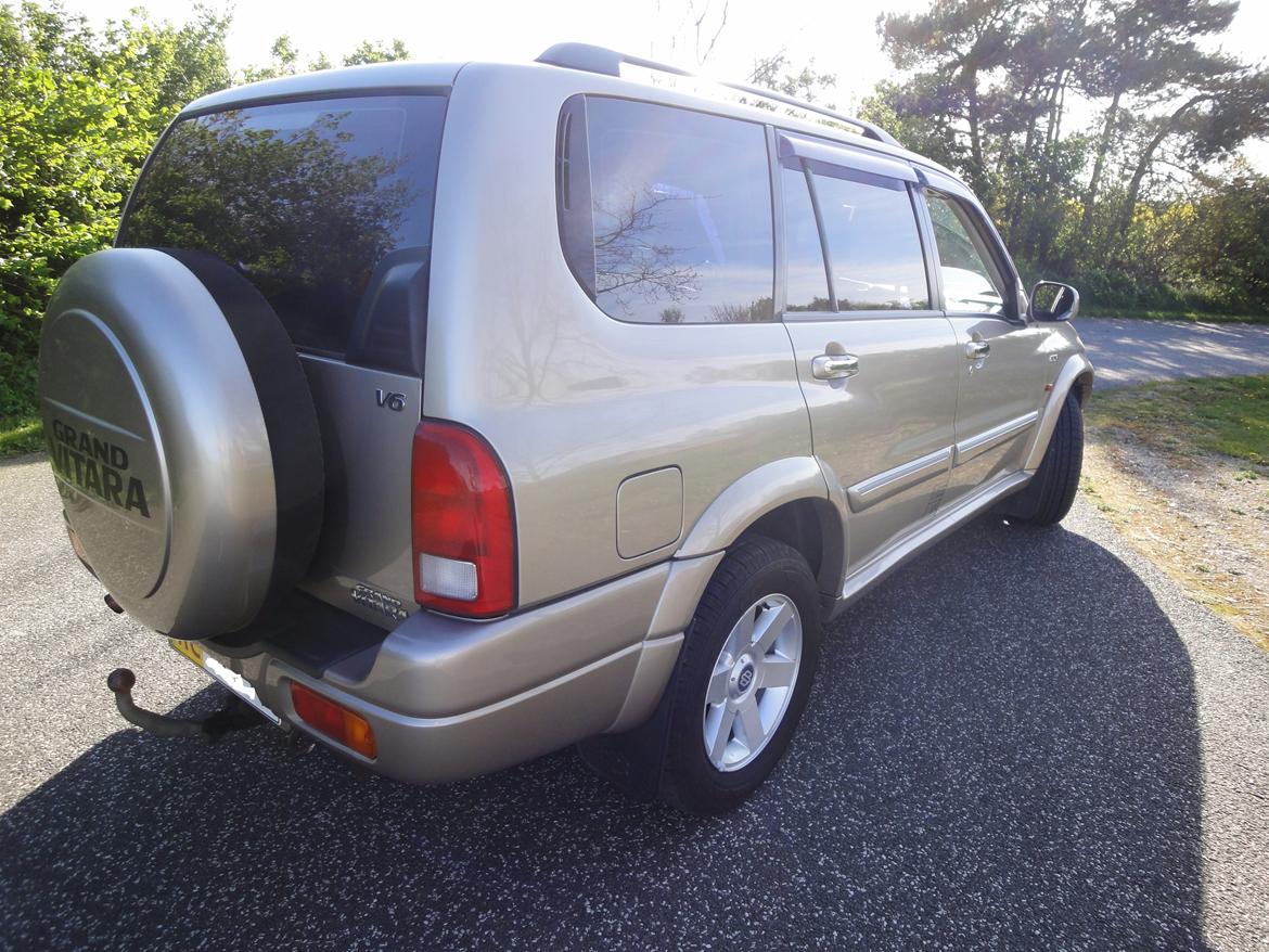 Suzuki XL7 2.7 US Edition SOLGT billede 3