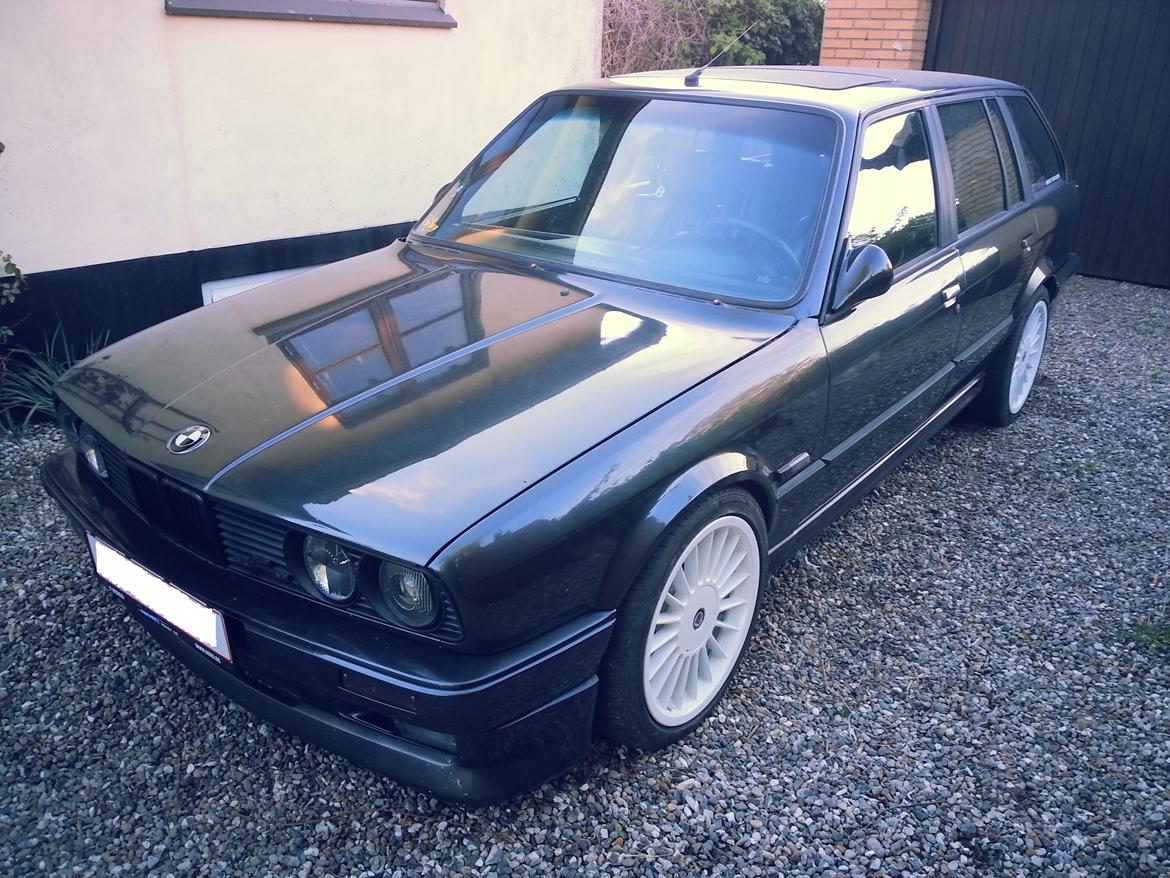 BMW E30 ACS3 touring - Så blev fælgene hvide ;-) billede 14