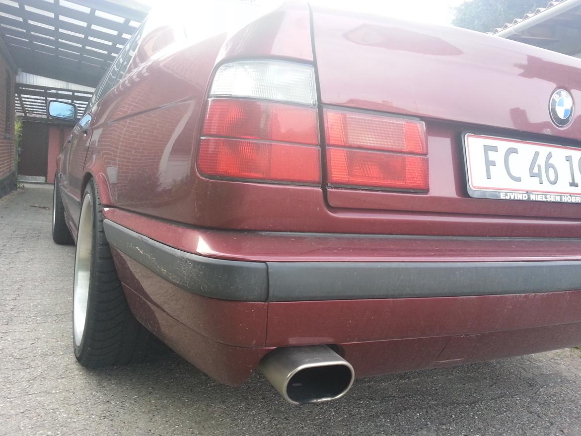 BMW E34 518I EXECUTIVE billede 16