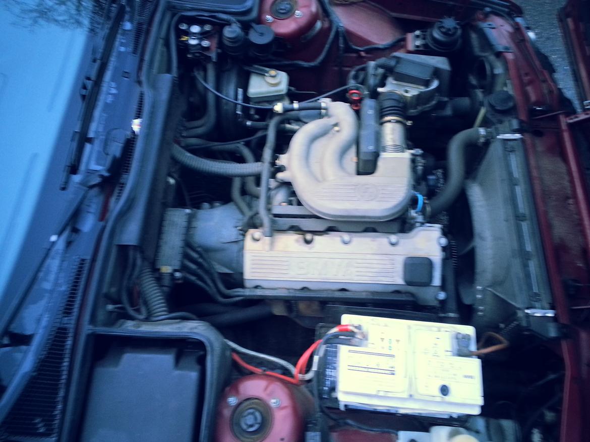 BMW E34 518I EXECUTIVE billede 24