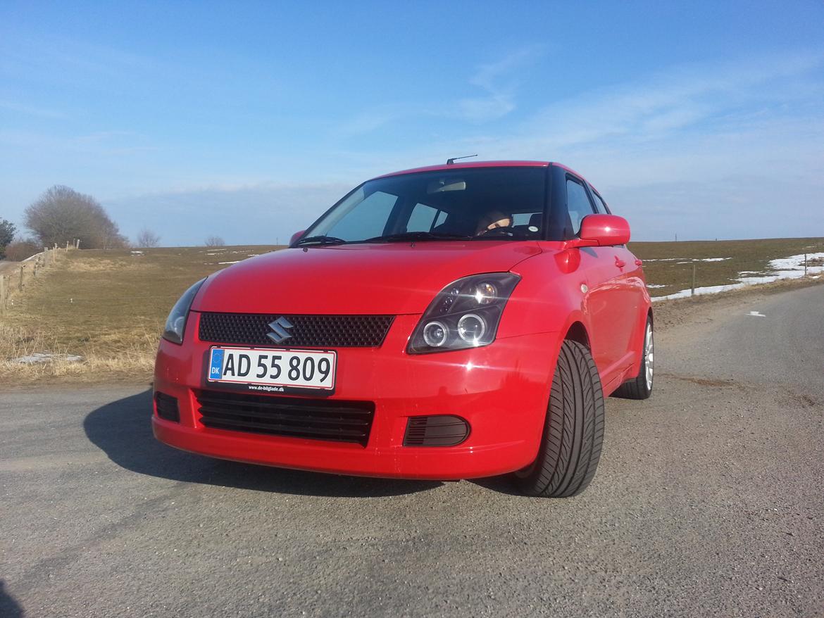 Suzuki swift 1.5 billede 2