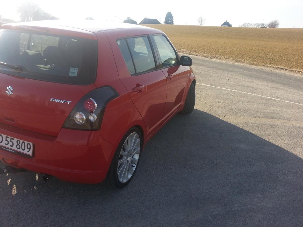 Suzuki swift 1.5 billede 5