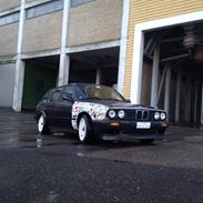 BMW E30 320I touring / M20B25