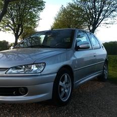 Peugeot 306