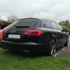 Audi A6 2.4 V6 S-Line