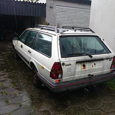 VW Passat GT 1.8i Variant (B2)