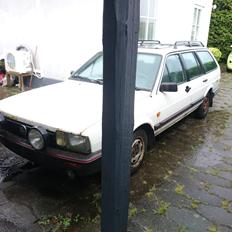 VW Passat GT 1.8i Variant (B2)