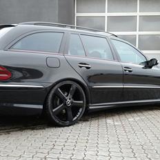 Mercedes Benz W211 E320 CDI