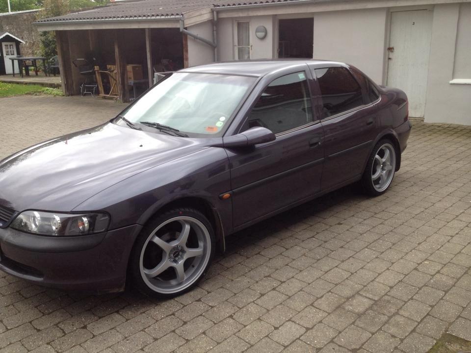Opel Vectra B billede 1