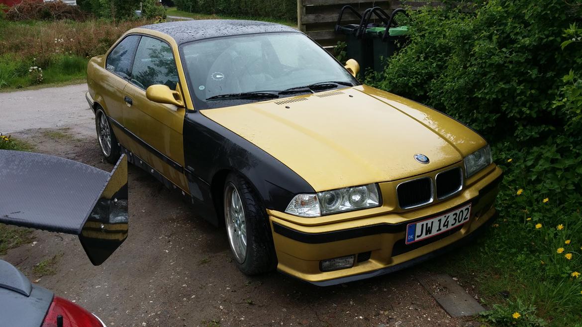BMW E36 318is - blir malet! billede 3
